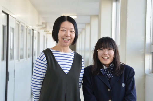 国語の鈴木先生と