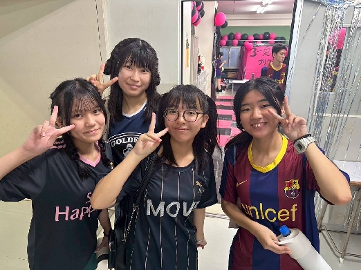 吹奏楽部の仲間と