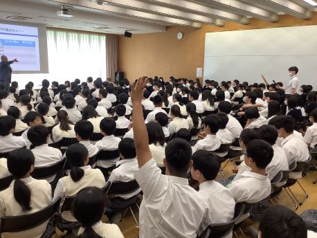 積極的な生徒たち